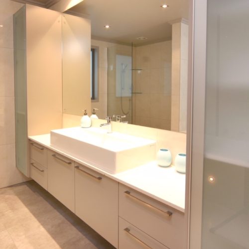 Mirrors Auckland, Bathroom Mirrors Auckland - NZ Glass